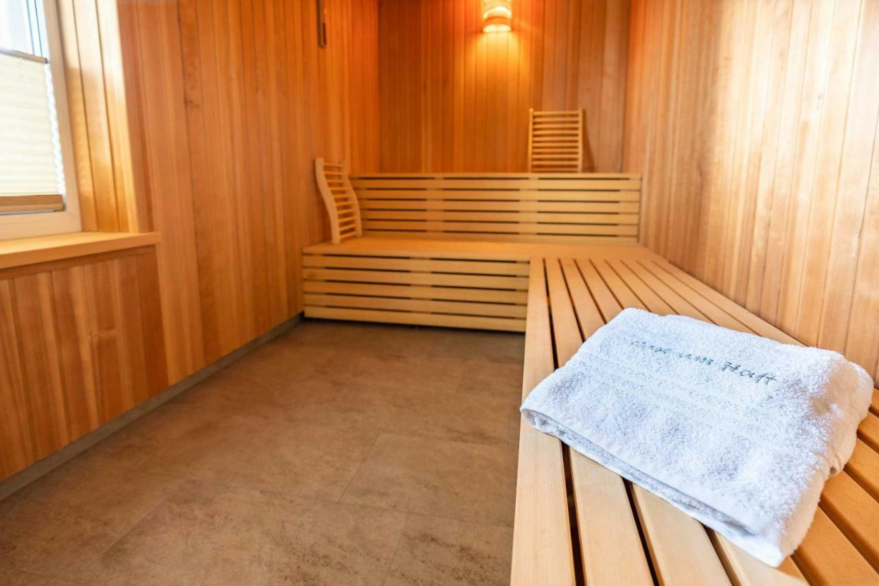 Appartement "Saphir" Mit Penthouseflair - Oase Am Haff Garz  Экстерьер фото